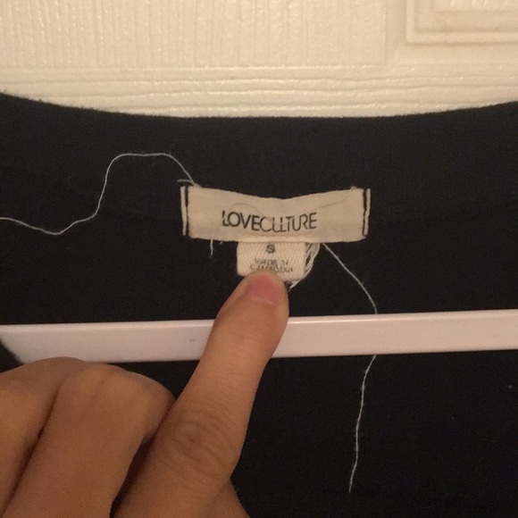 Love Culture Long Sleeve Black Shirt - Picture 4 of 4